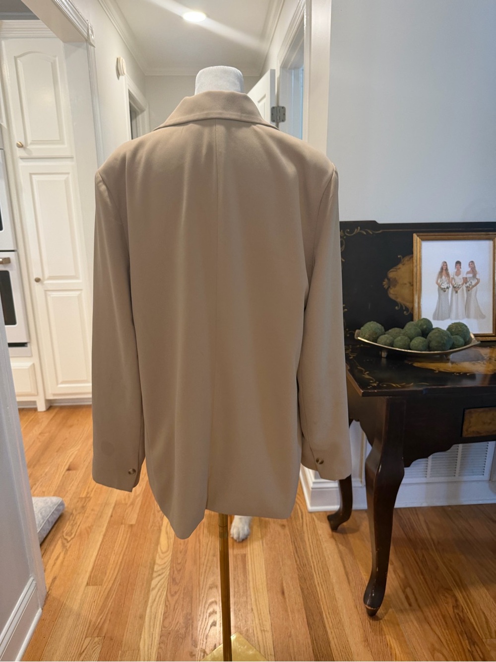 Classic Women's Cream/Kaiki Blazer Jacket - Picture 5 of 8
